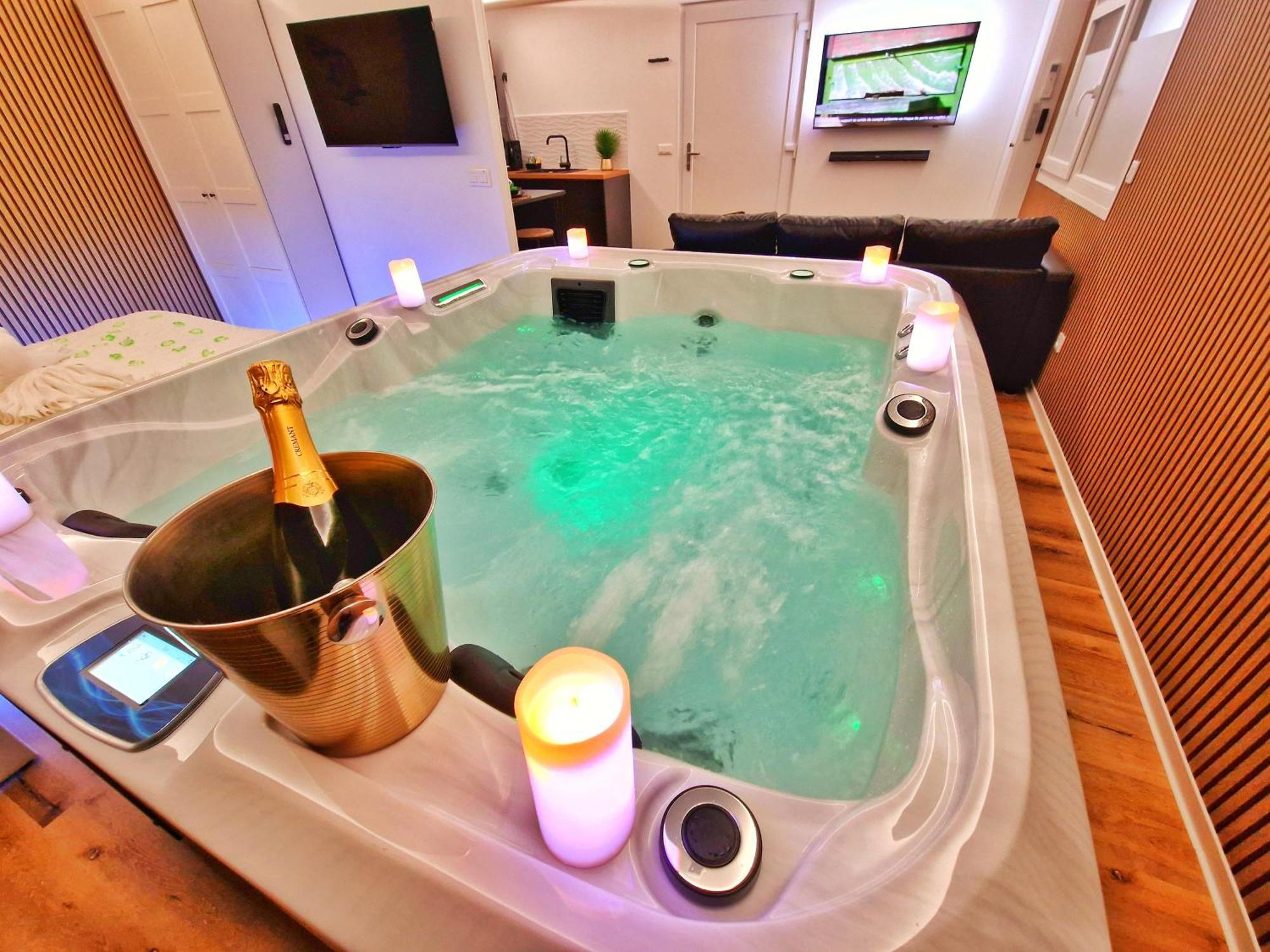 Relax Spa-4 Pers-Jacuzzi-Parking-Jardin-Clim-Colmar Muntzenheim Ngoại thất bức ảnh