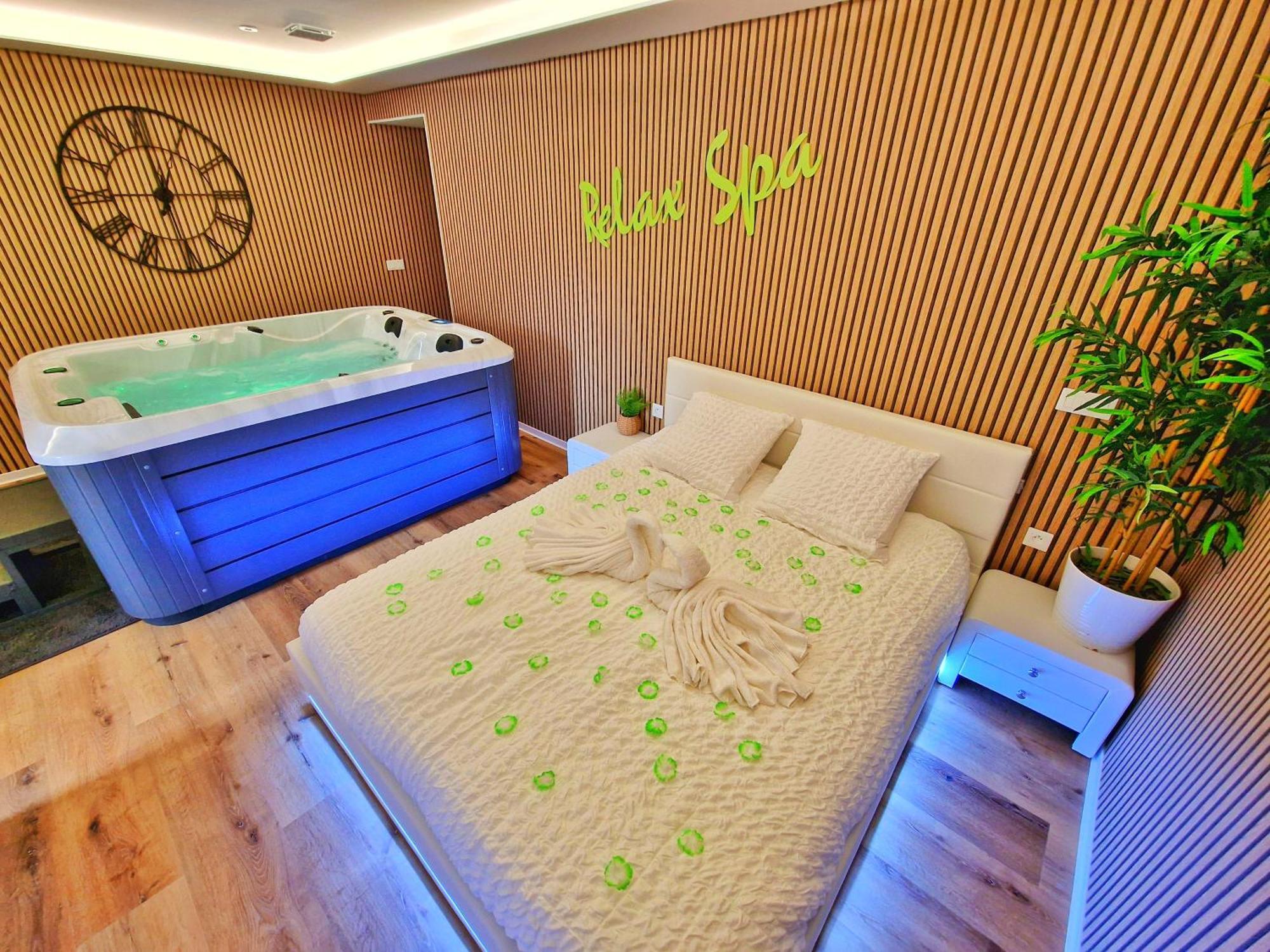 Relax Spa-4 Pers-Jacuzzi-Parking-Jardin-Clim-Colmar Muntzenheim Ngoại thất bức ảnh